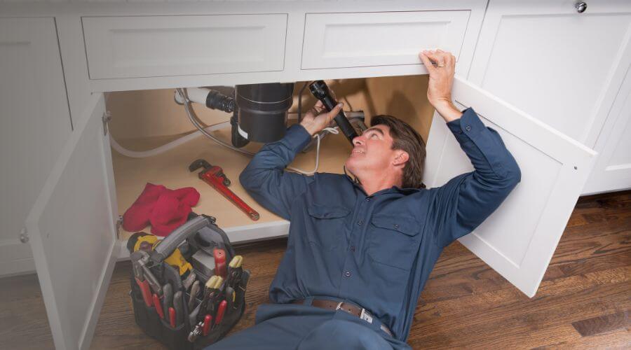 Professional emergency plumbing in Mantador, ND